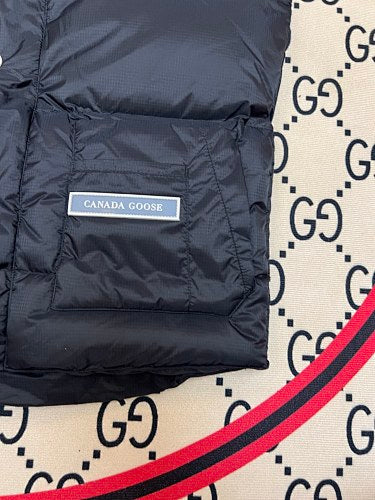 Canada Goose Arctic Program Black Down Vest