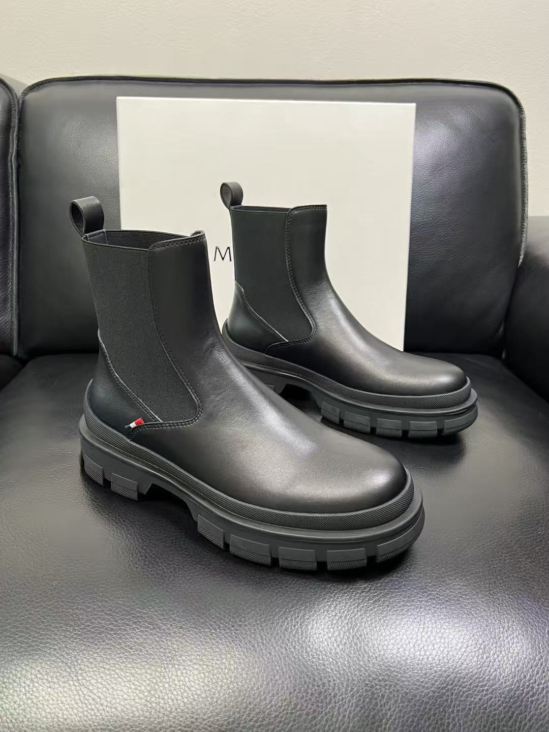 2025SS Dr. Martens boots
