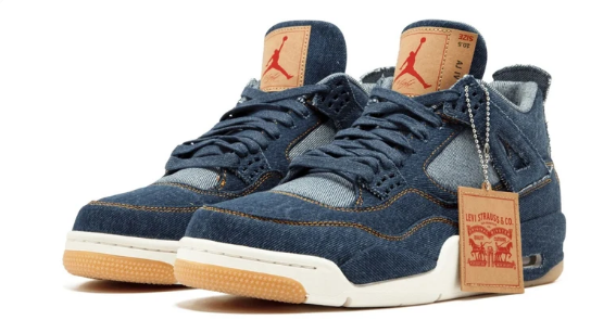 Air Jordan 4 Retro NRG × Levi’s