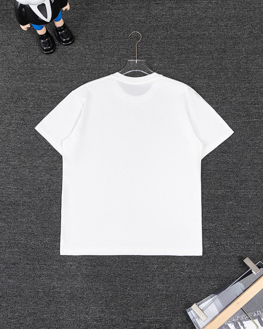 Amiri Vintage Text Graphic Short‑Sleeve T‑Shirt & Drawstring Shorts Two‑Piece Set