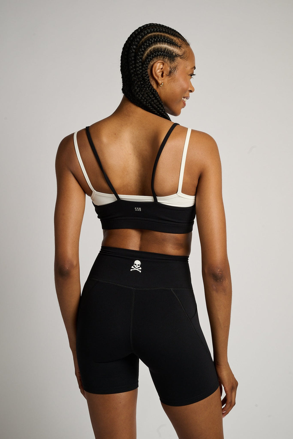 Airweight High Waist Pocket Short 6"