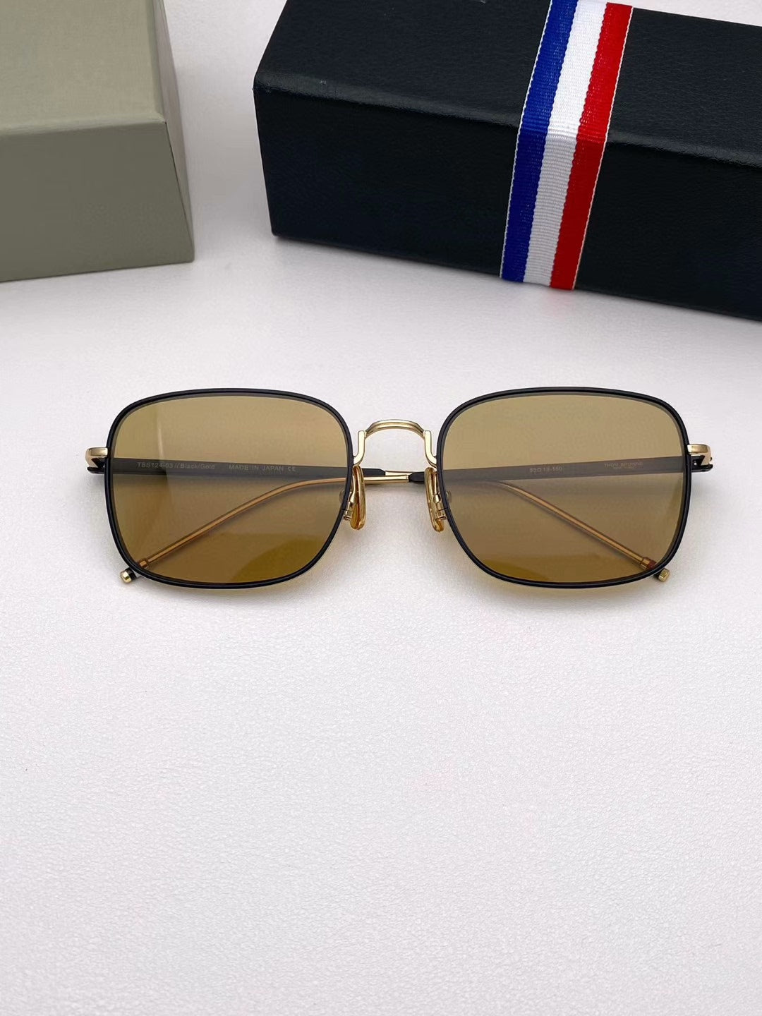TBS124 Unisex double-bridge sunglasses