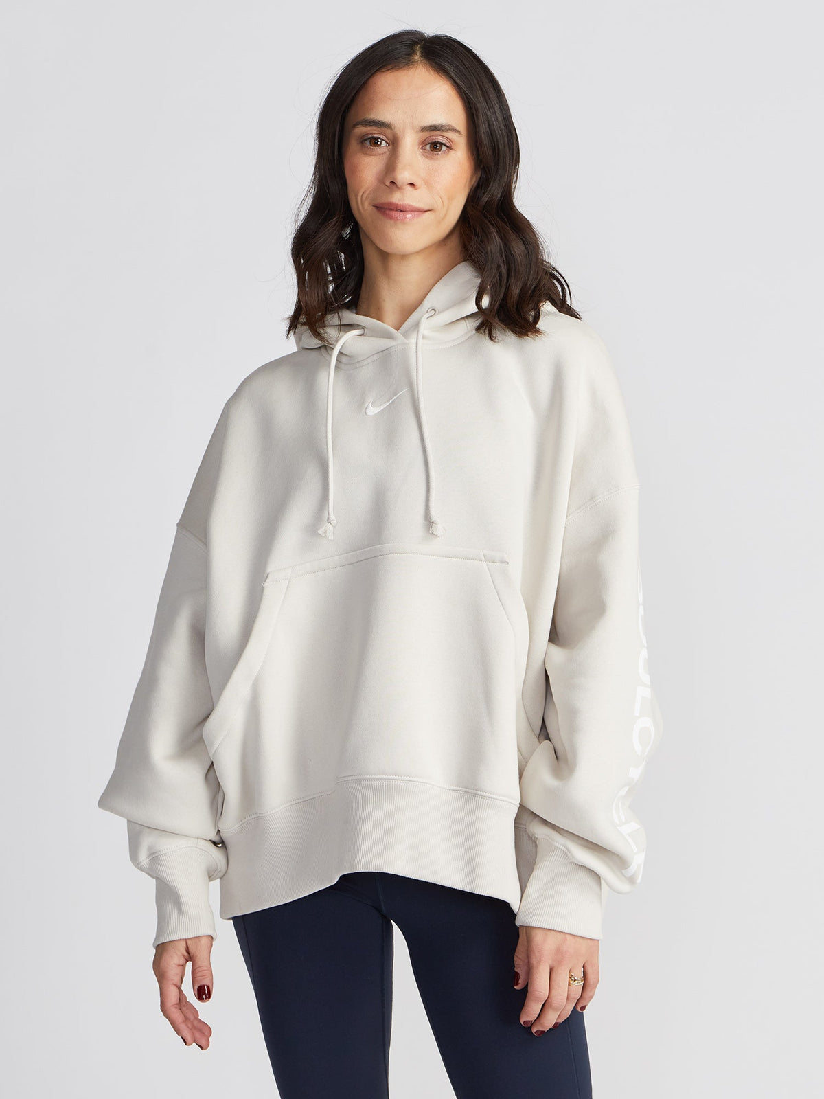OVER-OVERSIZED PULLOVER HOODIE