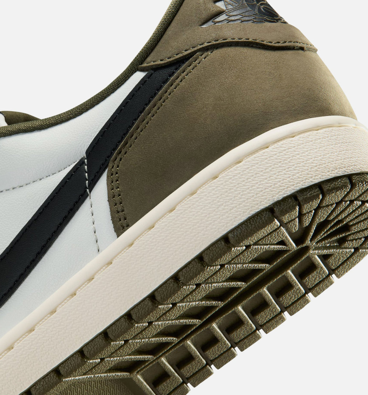 Air Jordan 1 Low OG – Men's Lifestyle Shoe | Medium Olive/Black/Summit White/Sail