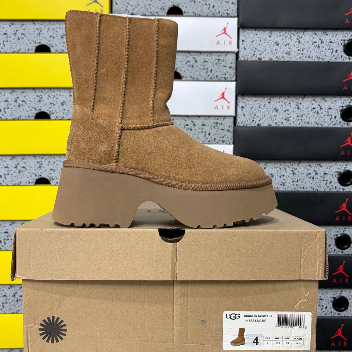 UGG Classic Zip Platform Boot – Women's Mid-Height Suede Boot with Gold Zipper in Chestnut