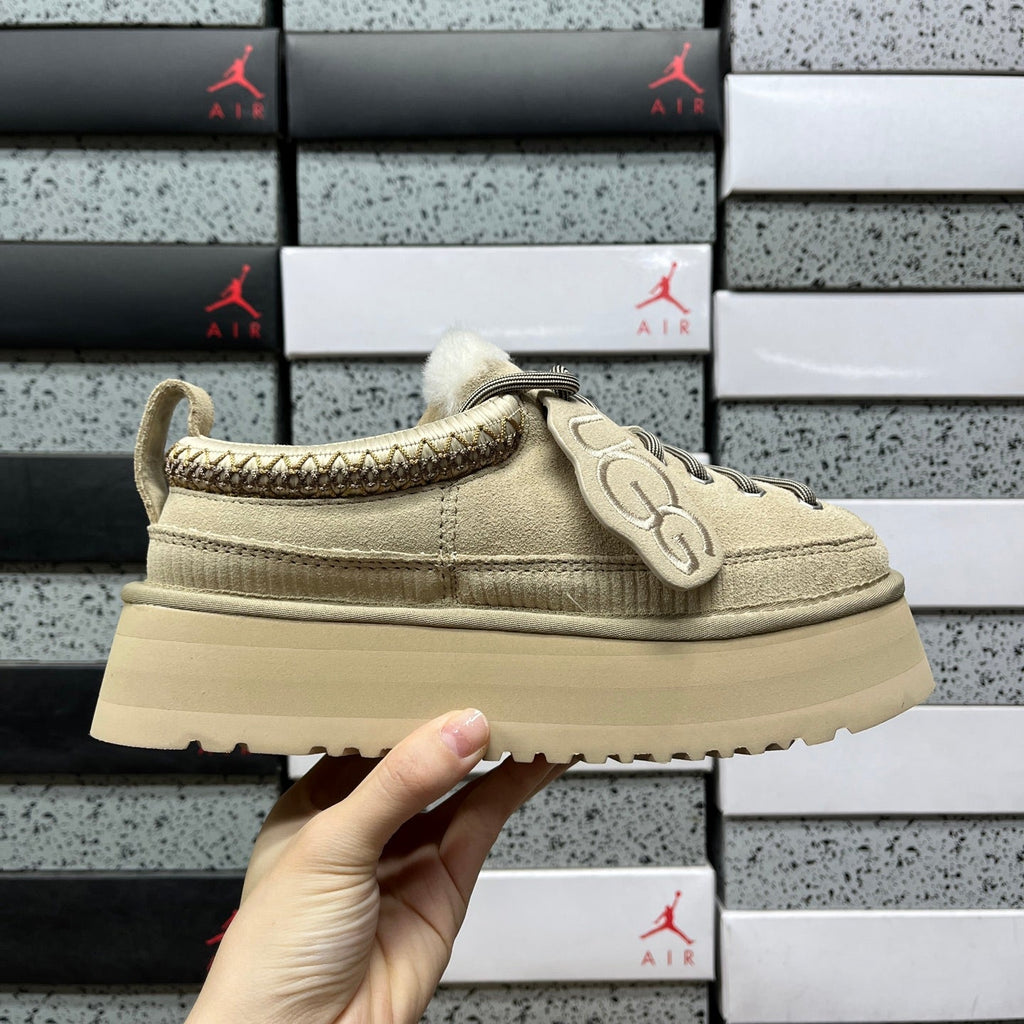 UGG Lowmel Platform Sneaker – Suede Low-Top with Shearling Collar, Braided Trim, Bungee Lace & Chunky Platform Sole in Sand