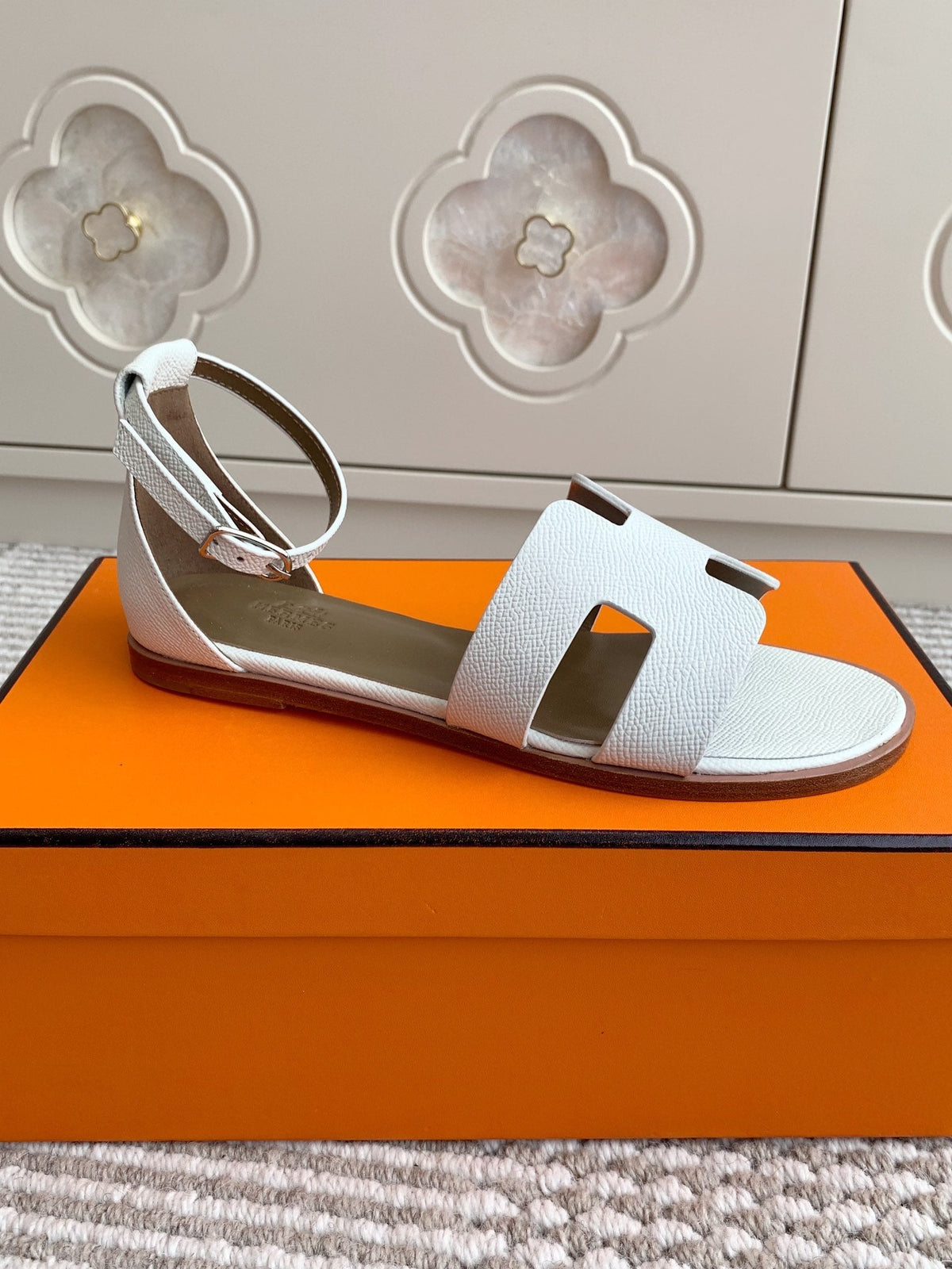 Hermès Santorini Classic H Flat Sandals