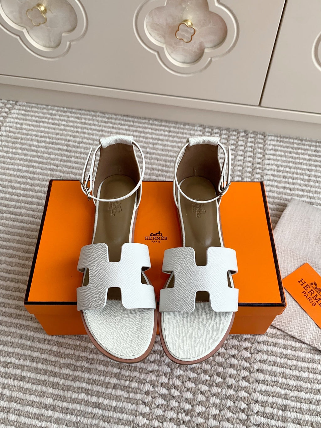 Hermès Santorini Classic H Flat Sandals
