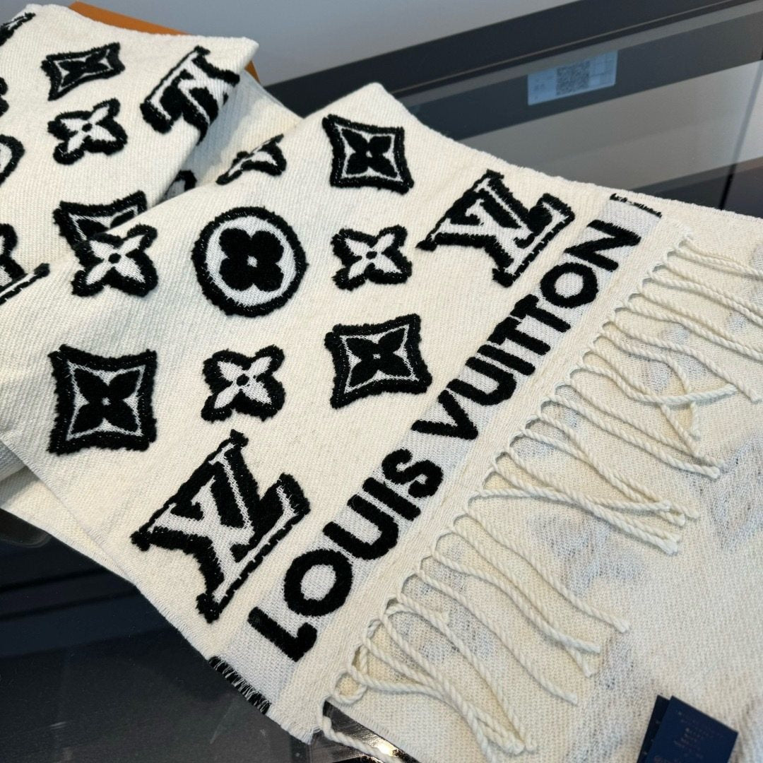 Louis Vuitton White and Black Graphic Scarf