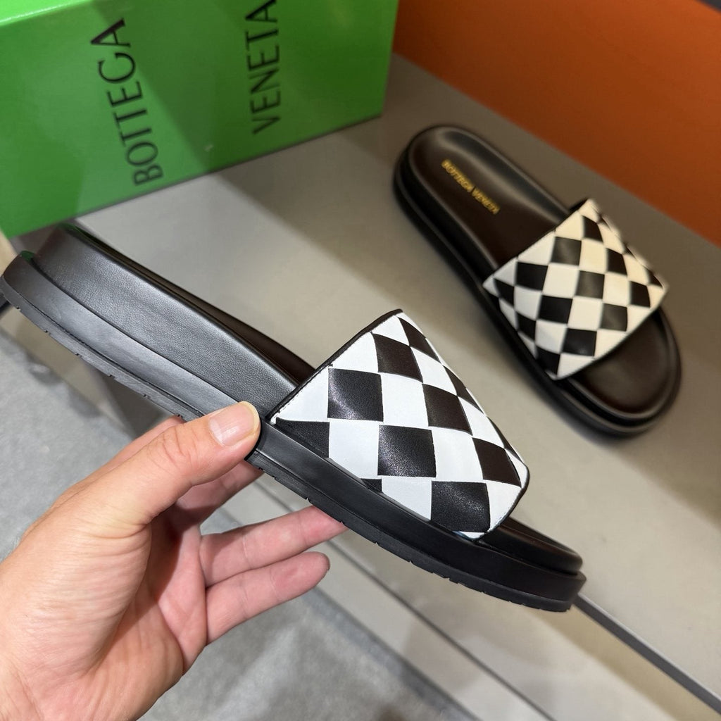 Bottega Veneta Checkerboard Slide Sandals - Black and White