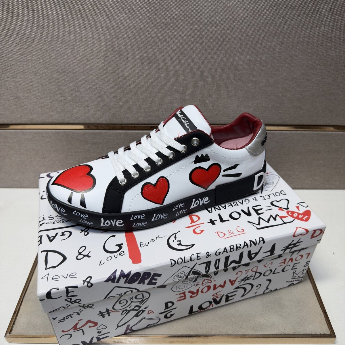 Dolce & Gabbana Men's Red Heart Low-Top Sneakers