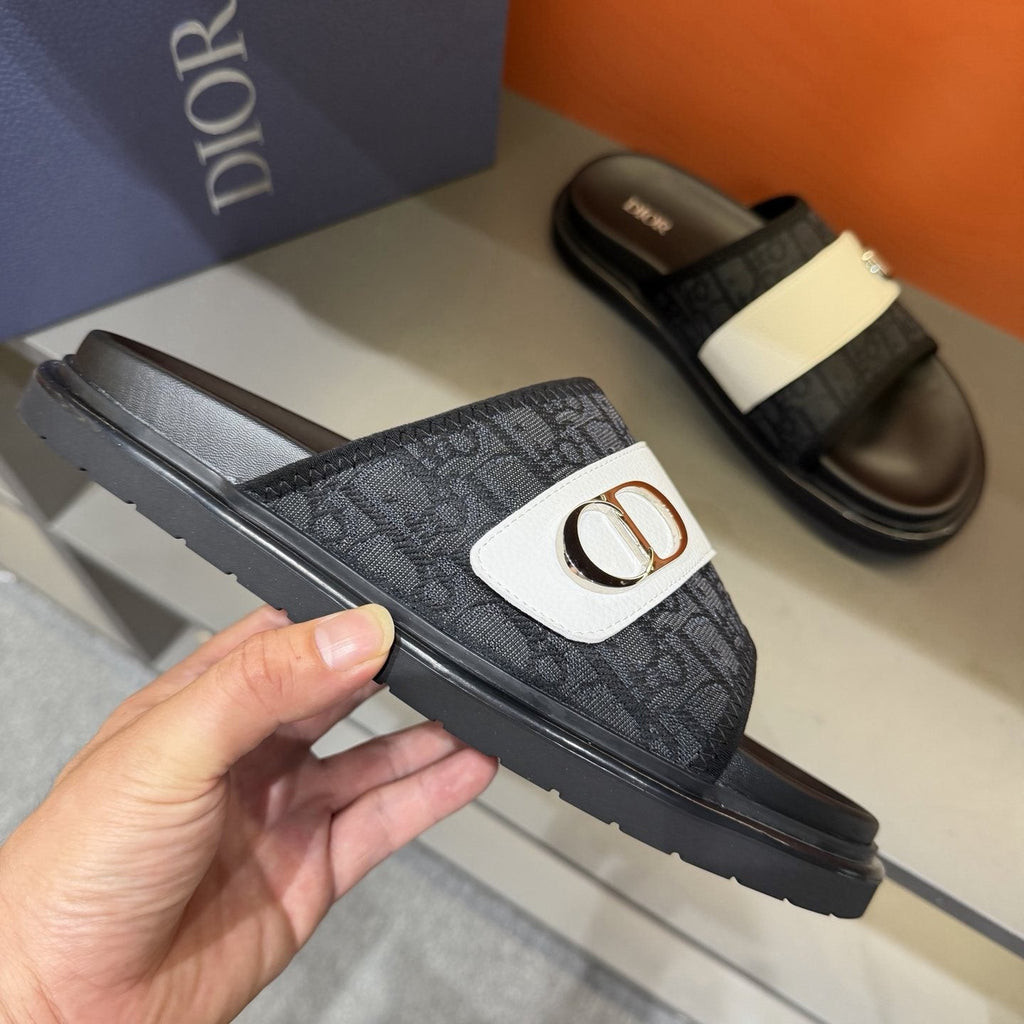 Dior Patterned Buckle Slide Sandals - Open Toe