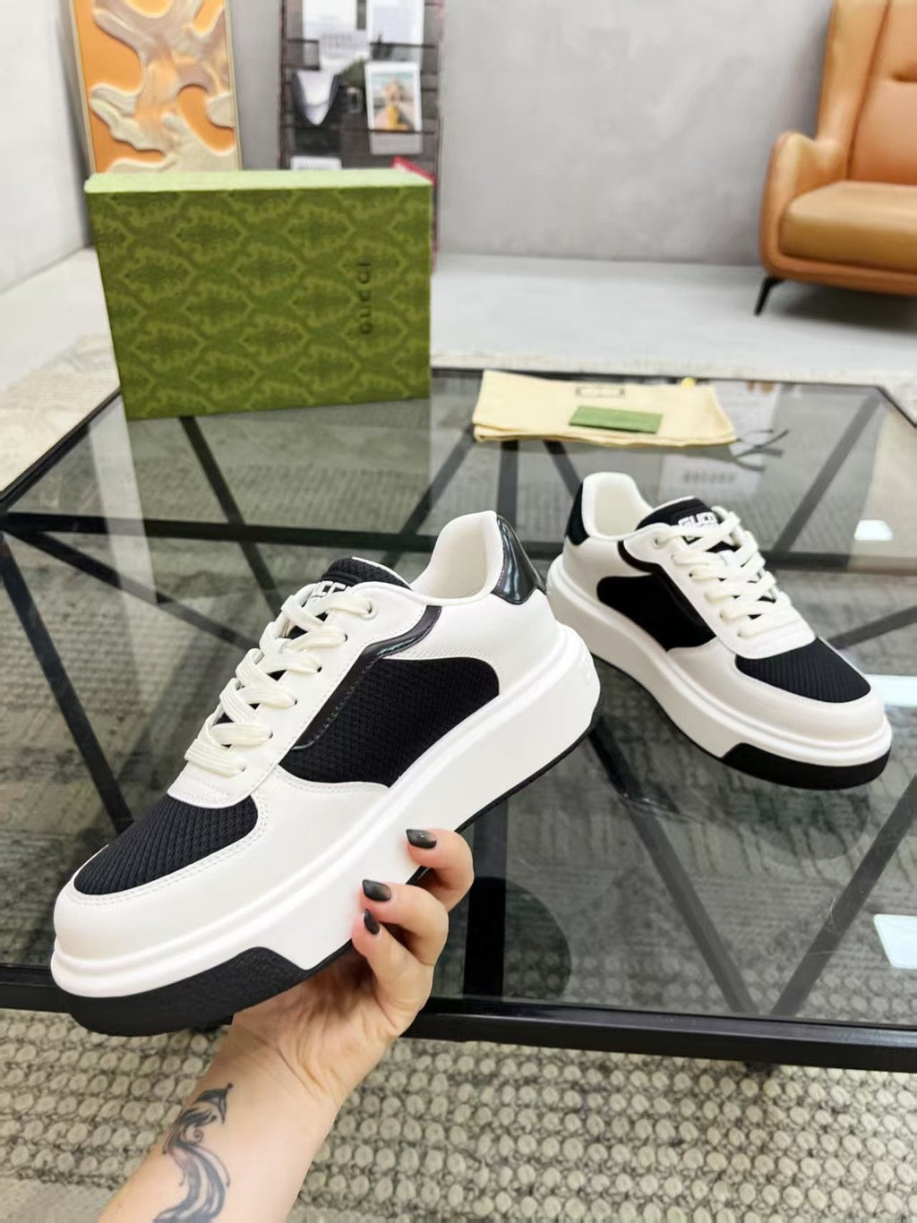 Gucci Low-Top Sneakers