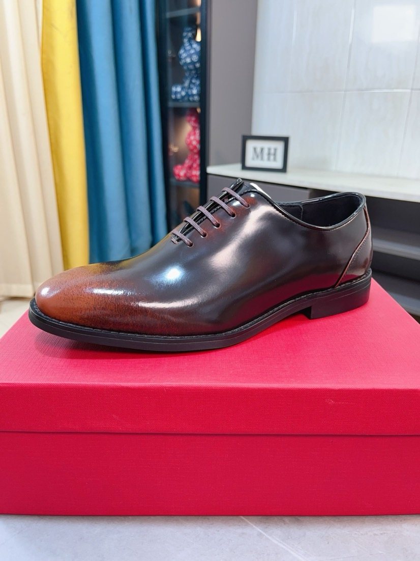 Ferragamo Men's Plain-Toe Leather Lace-Up Dress Shoes