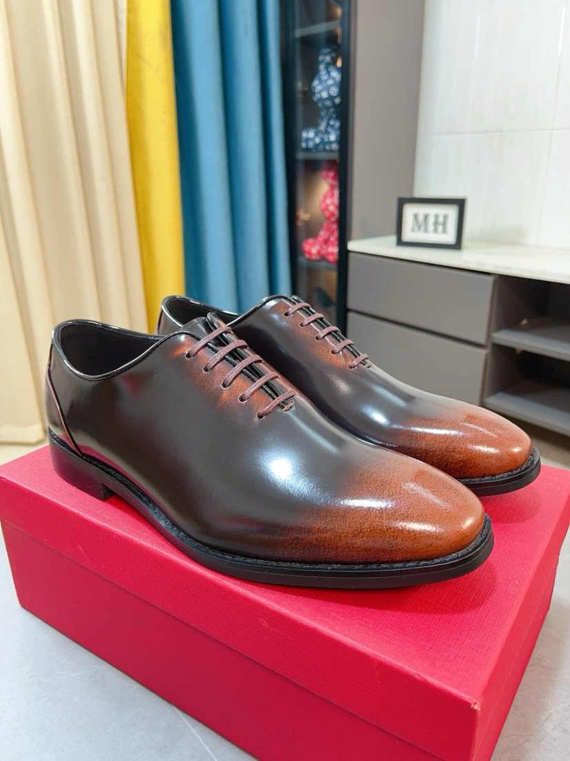 Ferragamo Men's Plain-Toe Leather Lace-Up Dress Shoes